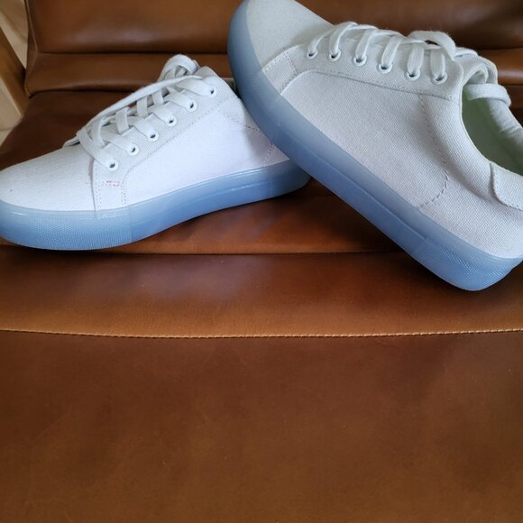 Espadrilles - Picture 1 of 3
